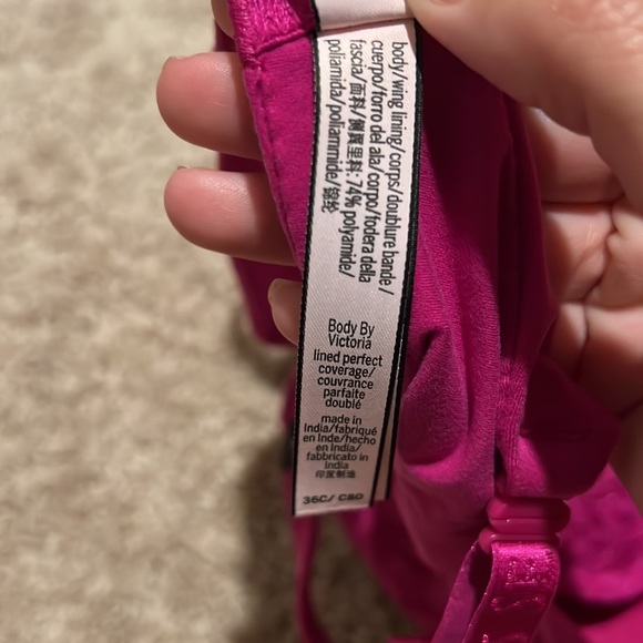 NWT Victoria’s Secret bra - Picture 3 of 3